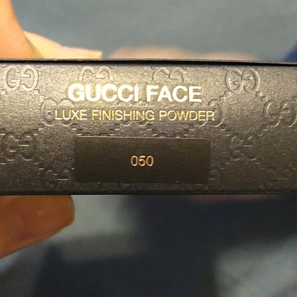 Gucci Makeup Gucci Face Luxe Finishing Powder 50 Poshmark